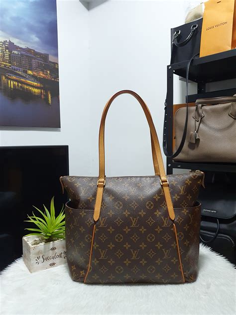 on the go louis vuitton price philippines|louis vuitton canvas price.